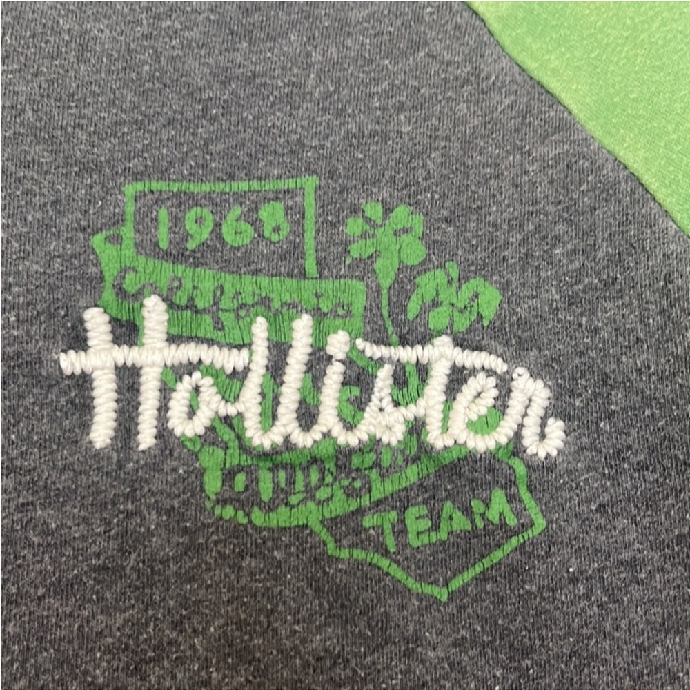 Vintage Hollister T-Shirt - Picture 3 of 5
